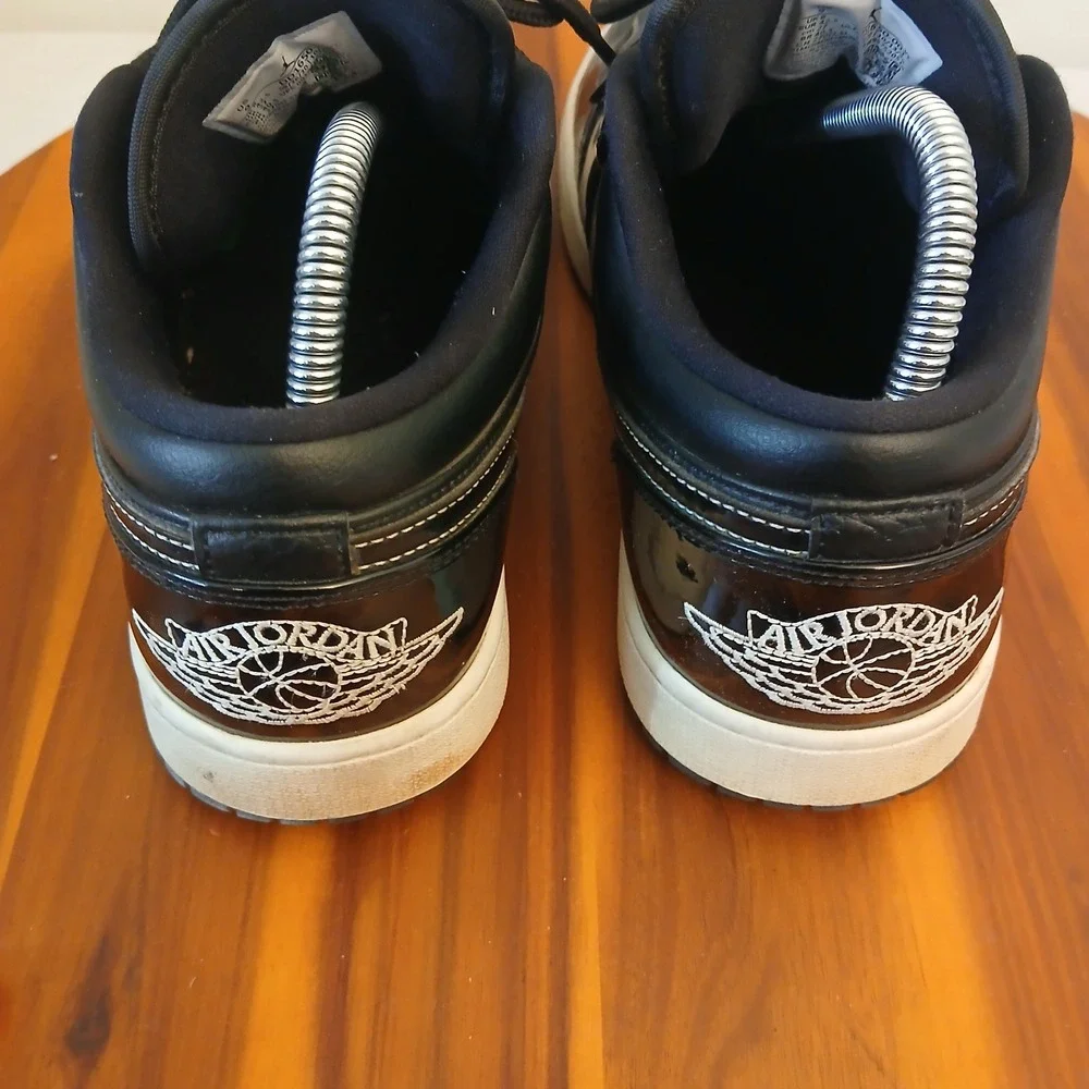 Jordan see images